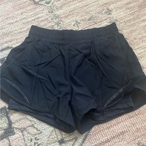 Lululemon Hotty hots (special addition)